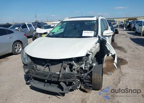 2016 Nissan Rogue Sl z USA, uszkodzony, nr VIN 5N1AT2MV6GC846036